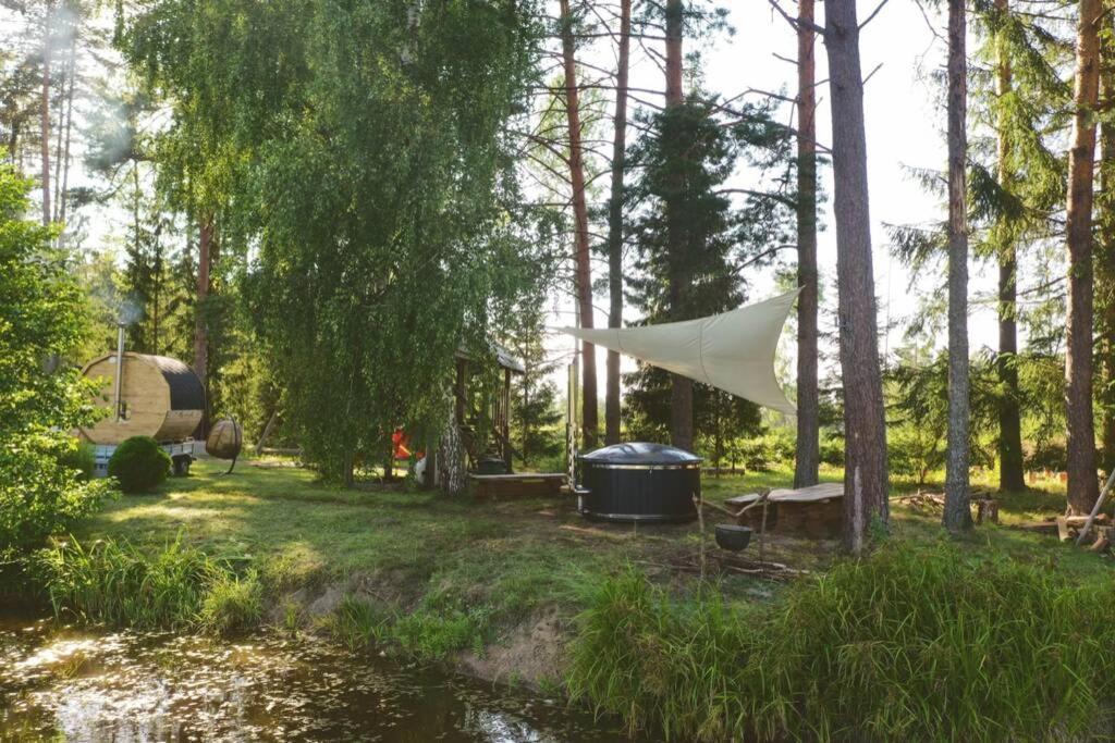 Dragon House In The Tree! Jacuzzi, Sauna ,Cinema,Heated Lici  Bagian luar foto