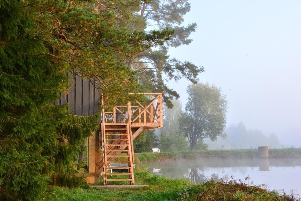 Dragon House In The Tree! Jacuzzi, Sauna ,Cinema,Heated Lici  Bagian luar foto